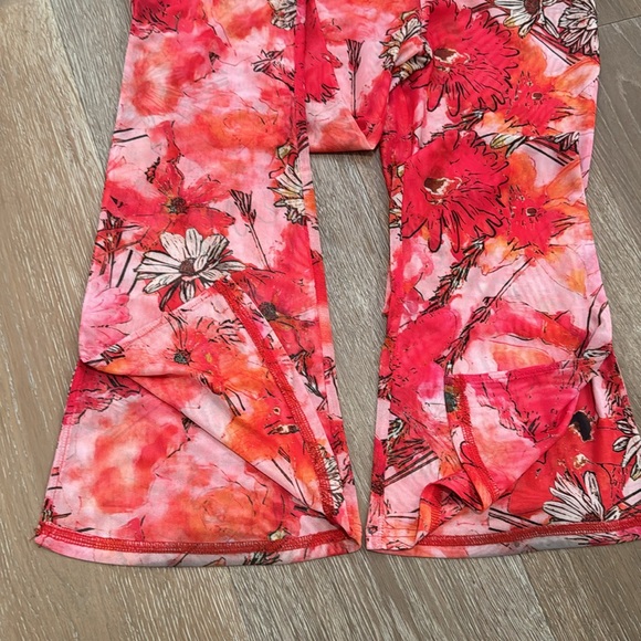 Tiger Mist Floral Sheer Flared Pants XS - Picture 11 of 11